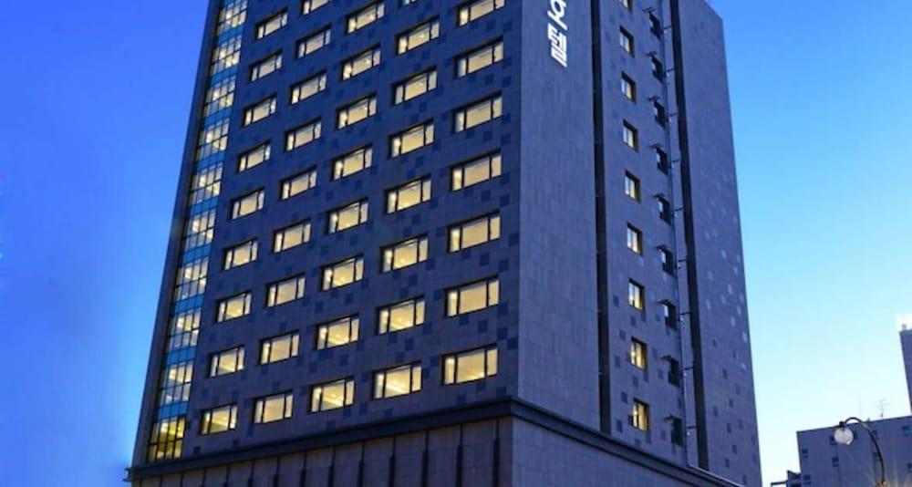 On City Hotel Čchonan Exteriér fotografie